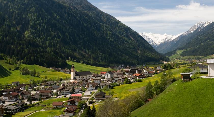 Ferienwohnung Permoser Neustift im Stubaital Szoba fotó