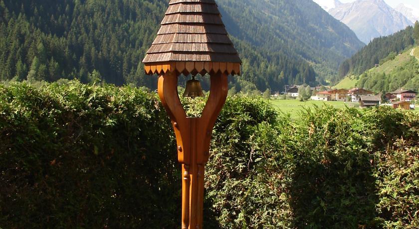 Ferienwohnung Permoser Neustift im Stubaital Szoba fotó